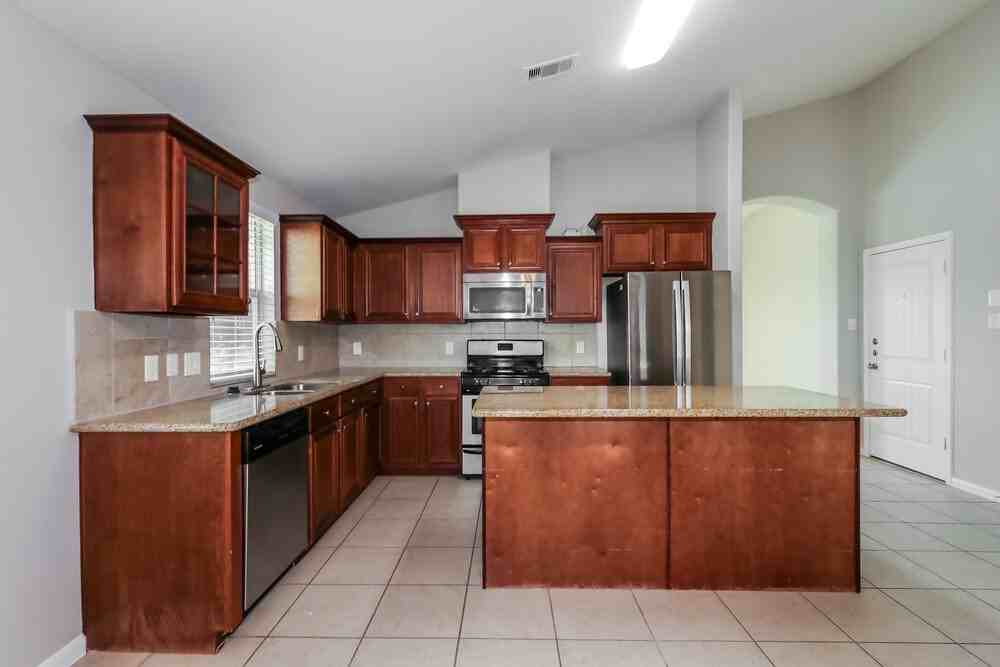 19626 Little Pine Ln - Photo 7 of 16