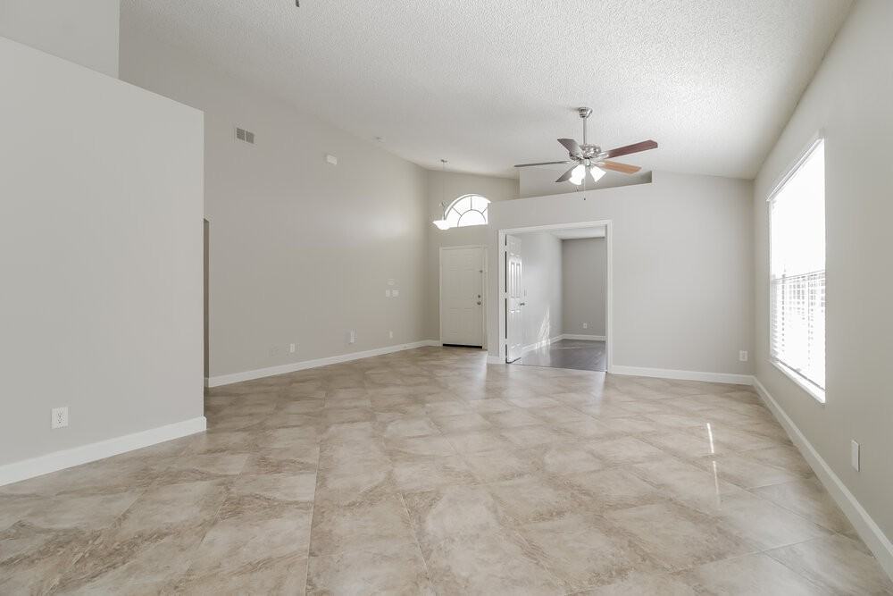 14525 Lisalynne Ct - Photo 7 of 16