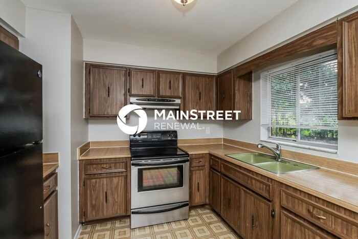 1024 Porpoise Dr - Photo 7 of 16