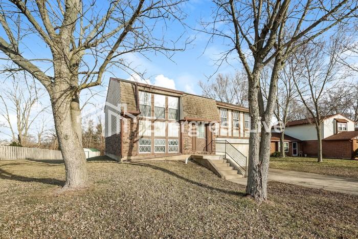 2531 Windsor Village Dr - Photo 2 of 15