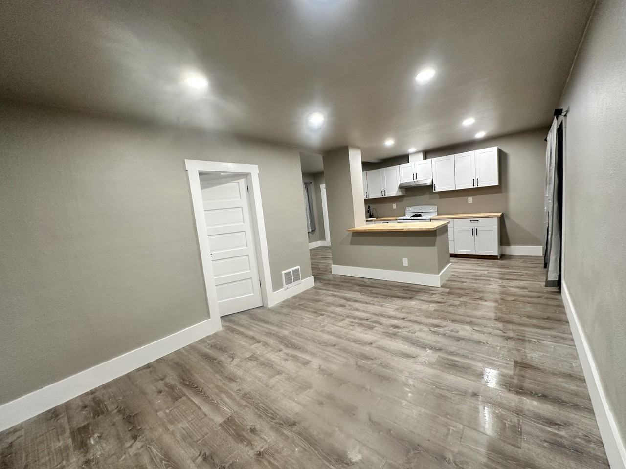 320 Grant St #NA - Photo 4 of 11