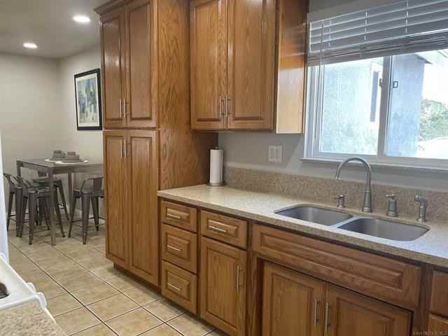 1032 W 125th St #2 - Photo 4 of 4