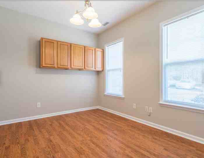 511 Elm Ave - Photo 6 of 28