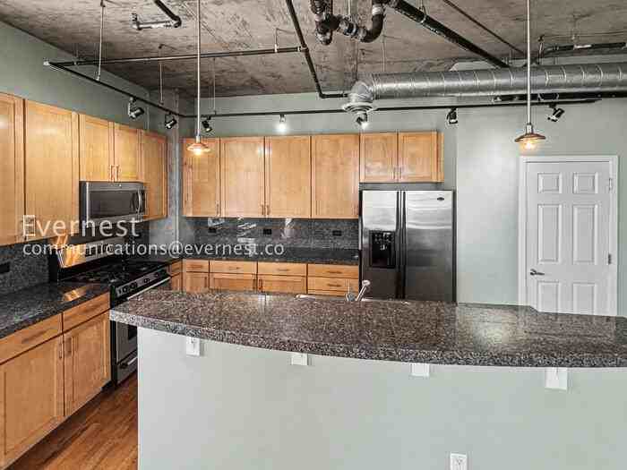 3201 Shoshone St #301 - Photo 7 of 35