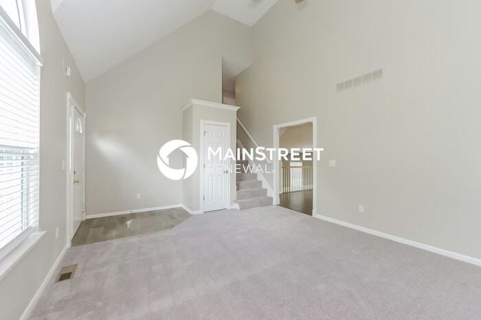 203 N Highland Dr - Photo 7 of 19