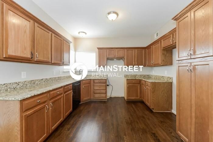 203 N Highland Dr - Photo 6 of 19