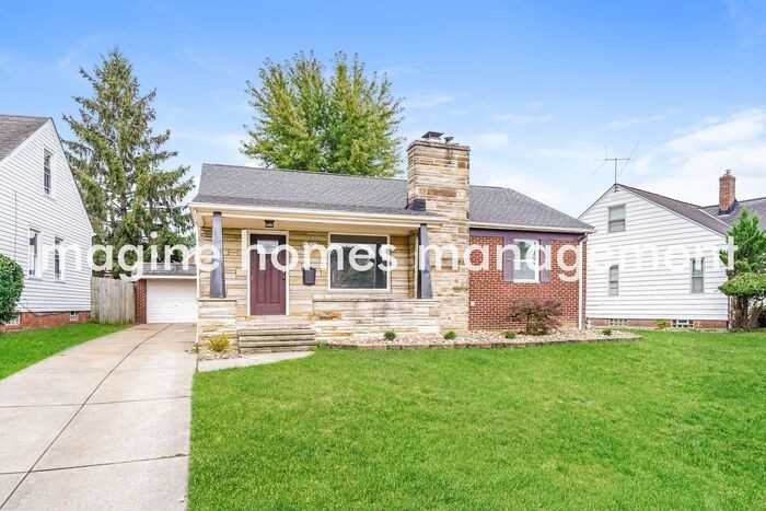 6703 Renwood Dr - Photo 4 of 19