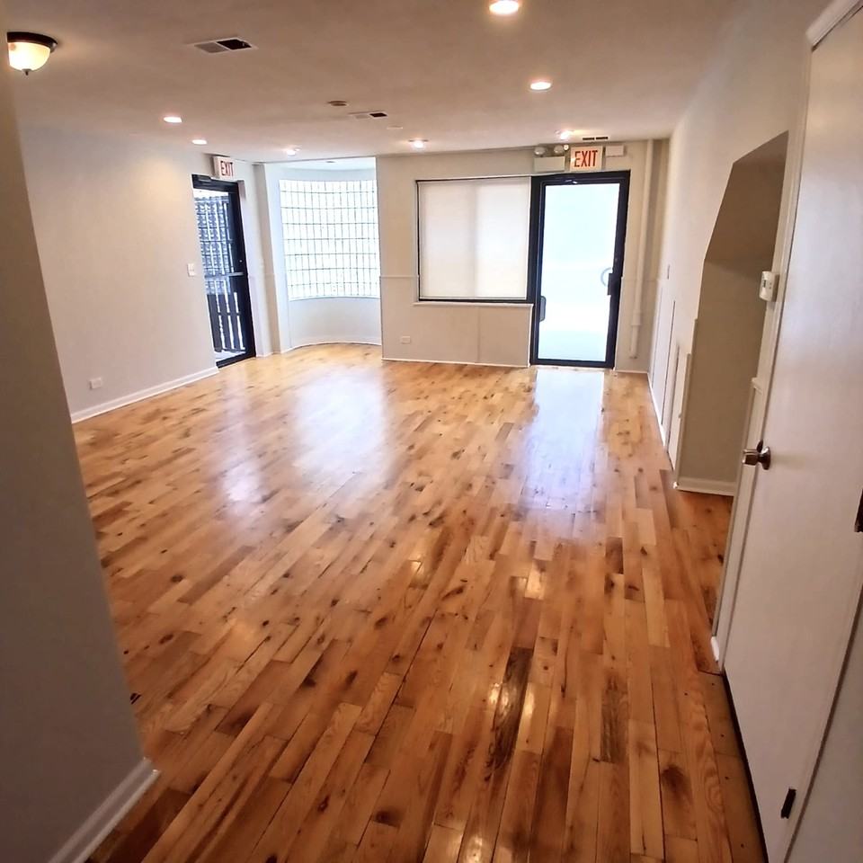 4642 N Francisco Ave - Photo 2 of 21