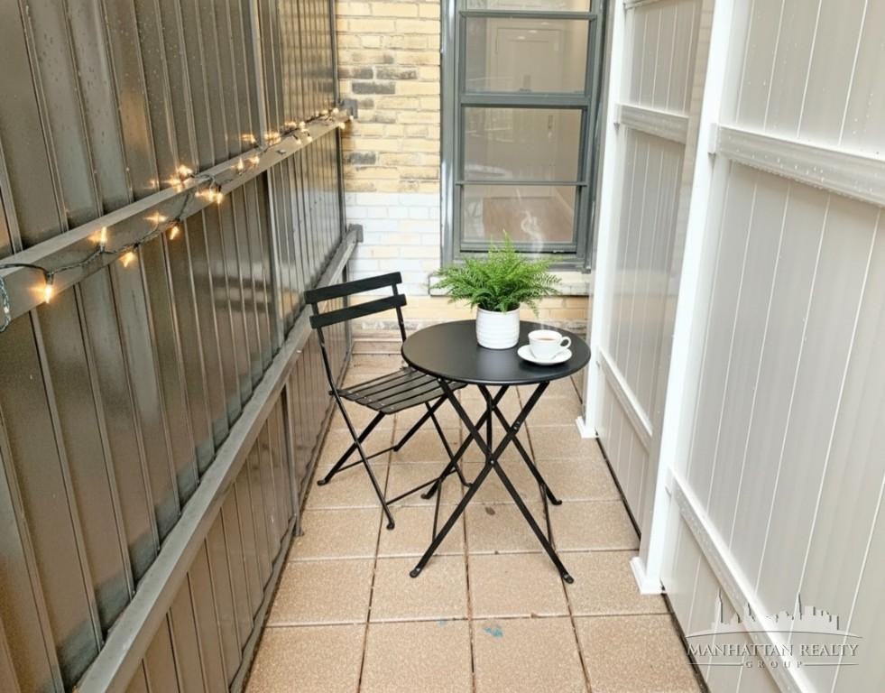 W 70th St #214 - Photo 4 of 6