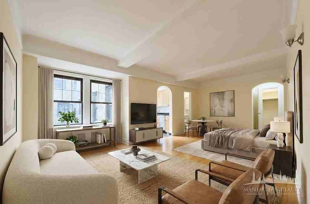 Christopher St #9E - Photo 2 of 8