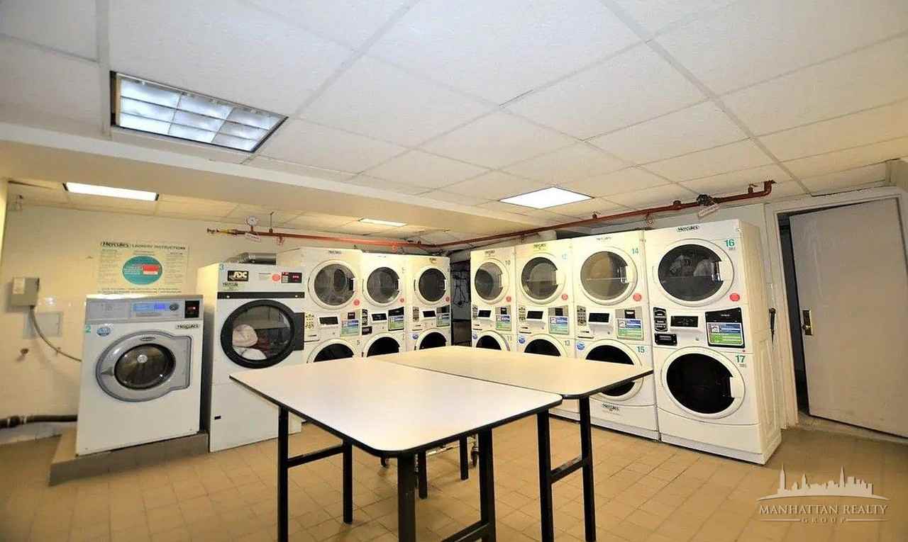 Christopher St #9E - Photo 7 of 8