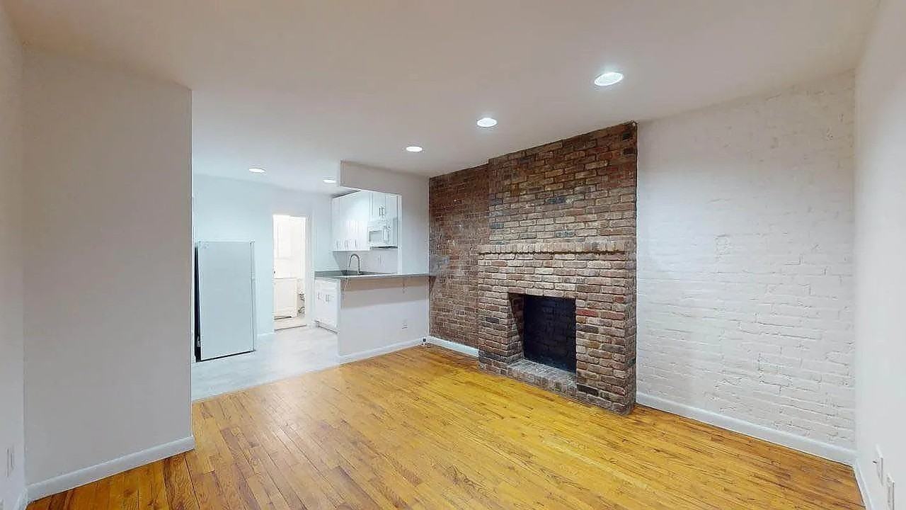 224 E 81st St #3B - Photo 5 of 9