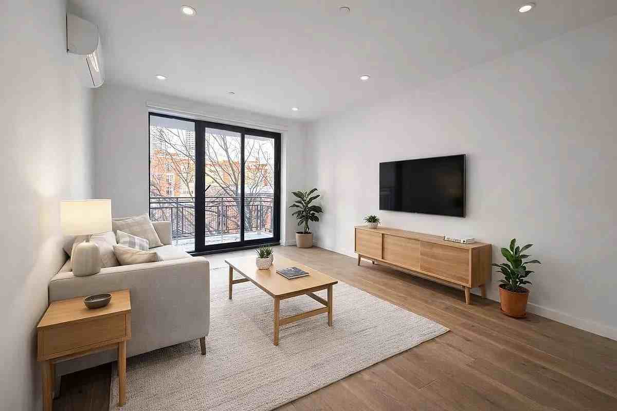 221 E 117th St #5B - Photo 2 of 5