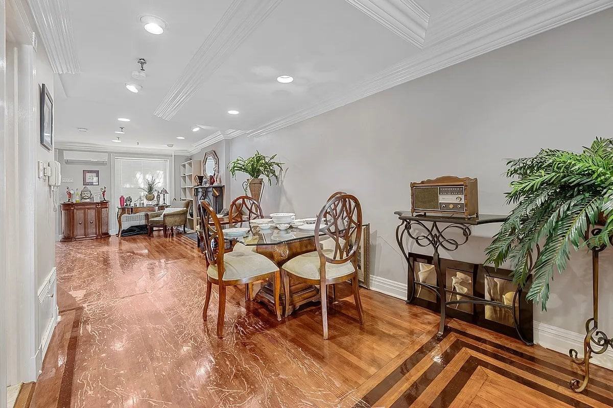 163 E 71st St #1A - Photo 5 of 19