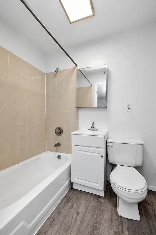 247 W 63rd St #2G - Photo 4 of 4