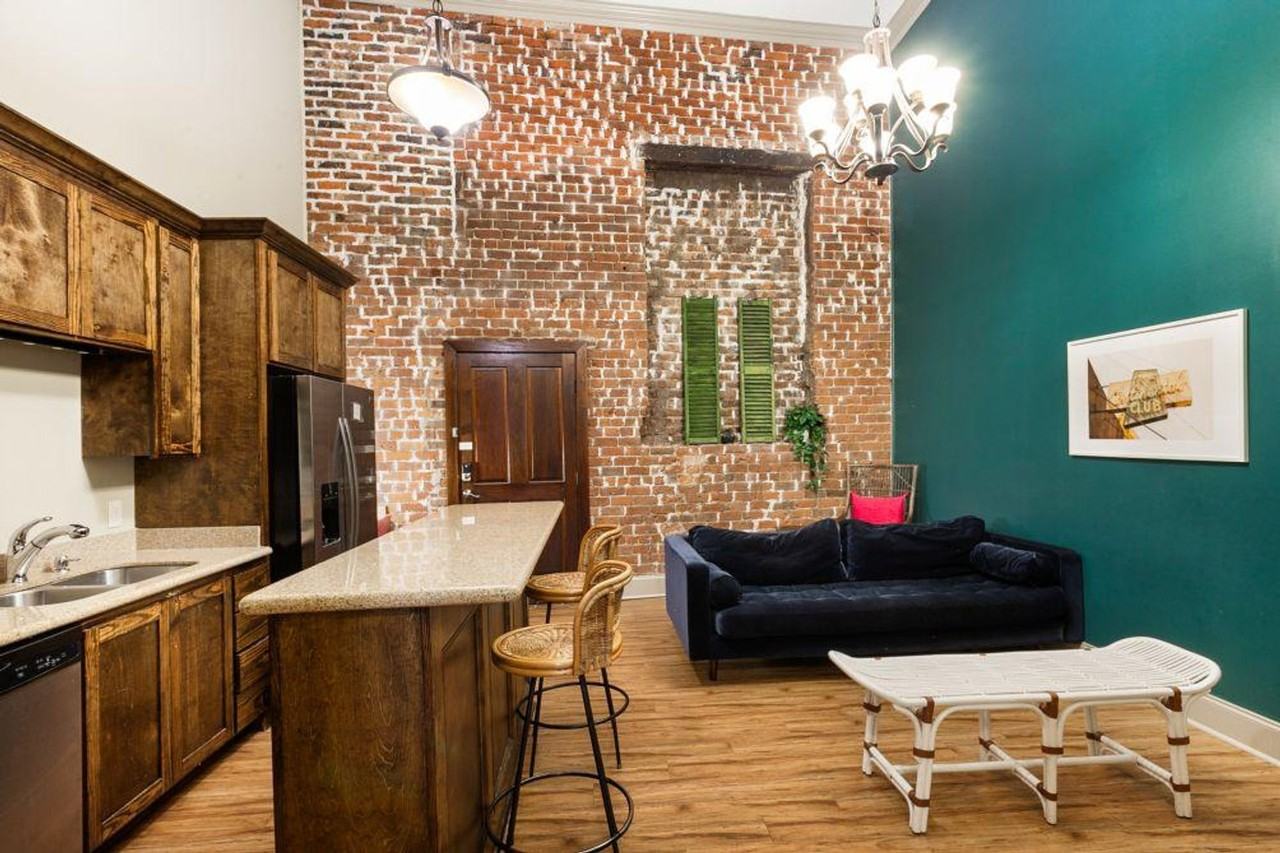 Baronne St #1266992P - Photo 2 of 21