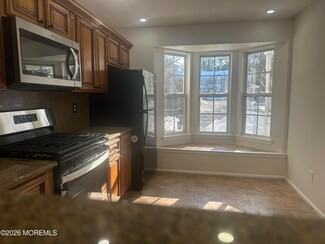 3 Lexington Court #N003 - Photo 2 of 13