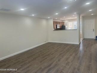 3 Lexington Court #N003 - Photo 3 of 13