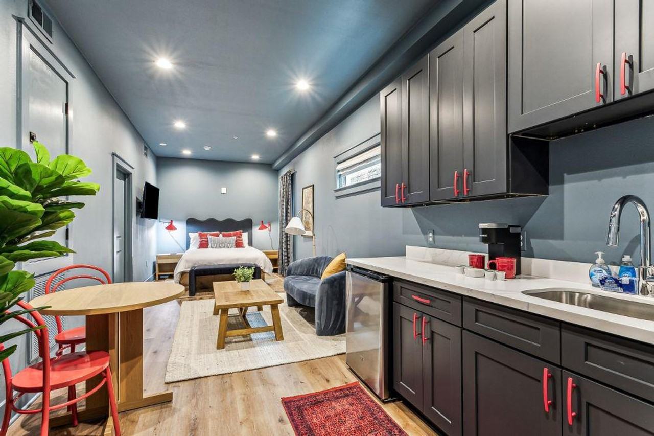 1738 N Rampart St #1369008P - Photo 2 of 8