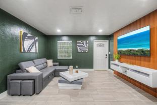 190 Dover St - Photo 1 of 1