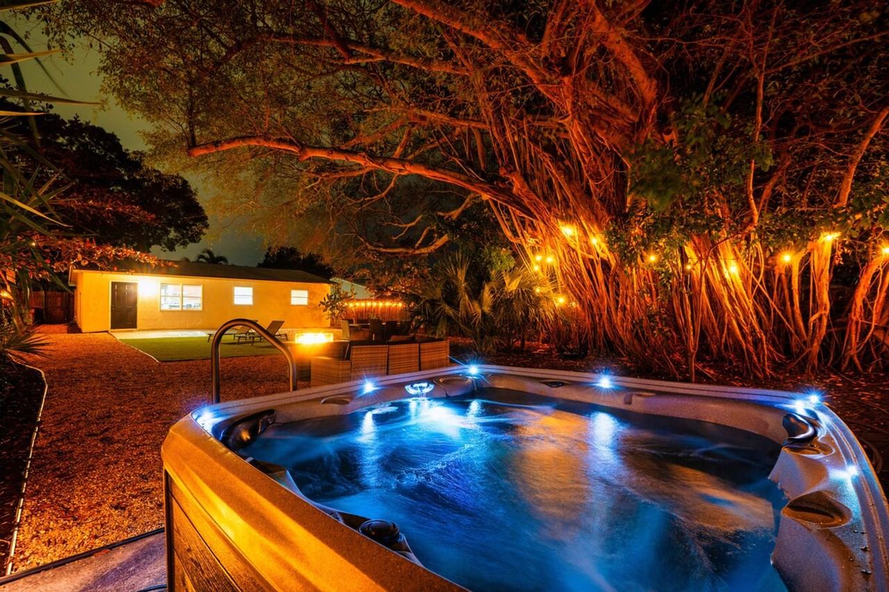 190 Dover St #1424295P - Photo 3 of 49