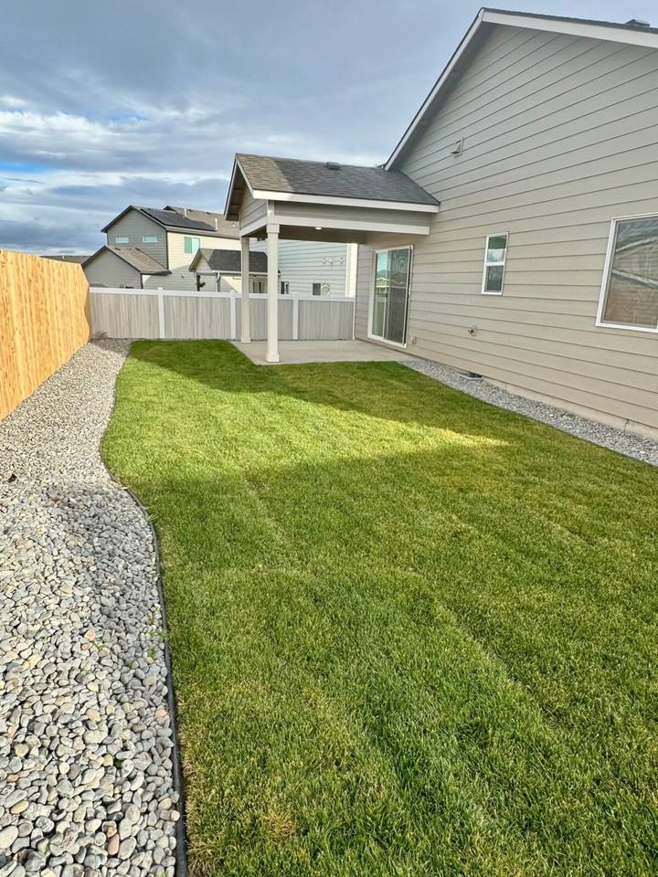 385 Taft St #1397081P - Photo 4 of 33