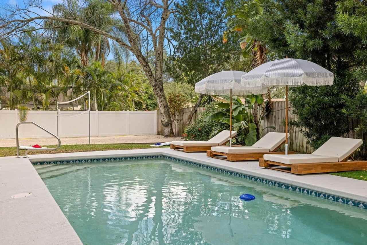 1518 Wexford Dr N #1023273P - Photo 3 of 32