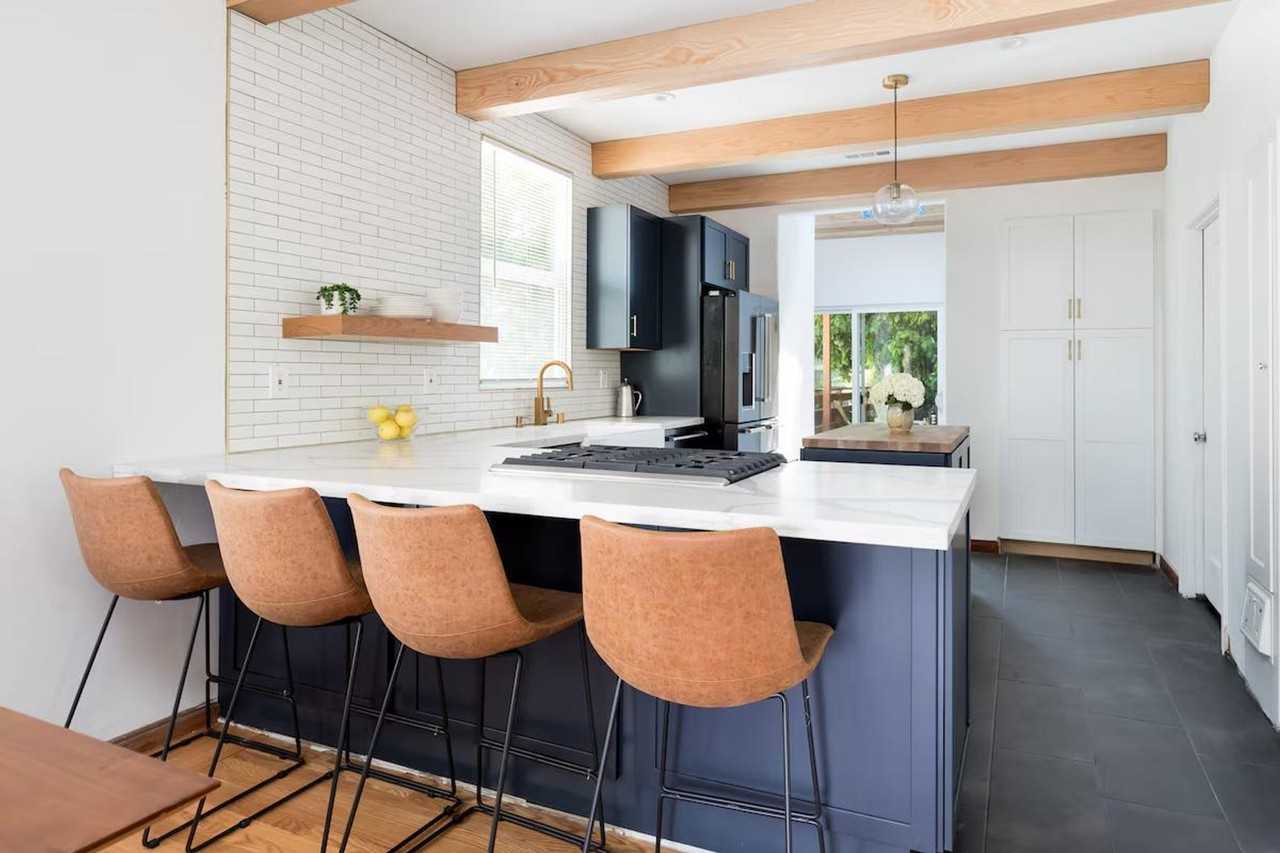 1349 Magnolia St #1424321P - Photo 2 of 31