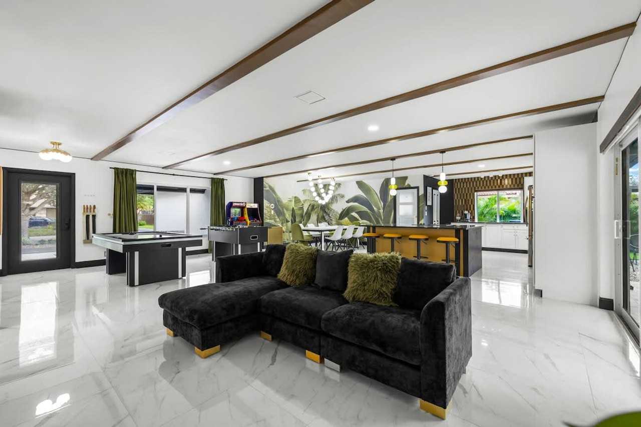 10366 Nw 15th St #1450234P - Photo 7 of 50