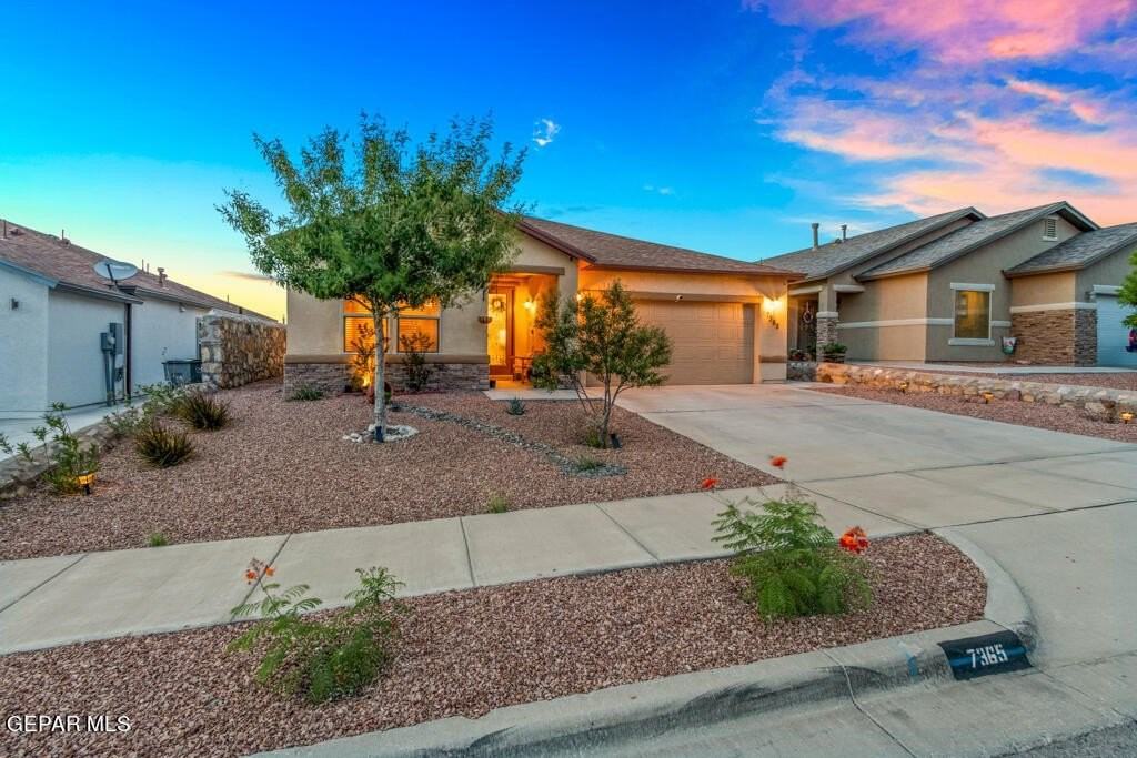 7365 Dewberry Dr - Photo 2 of 38