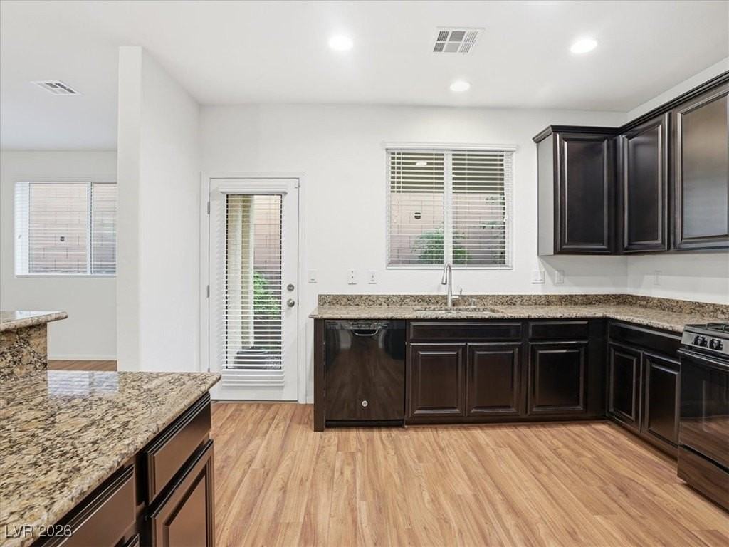 9333 Pearblossom Sky Ave - Photo 6 of 25