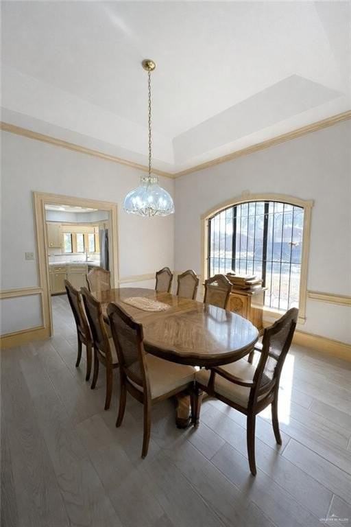 121 E Jonquil Ave - Photo 4 of 28