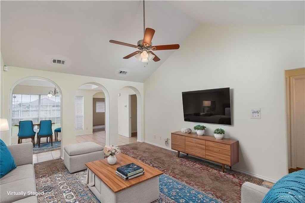 1610 Yary Dr - Photo 2 of 17