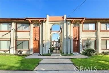 738 S Chapel Ave #13