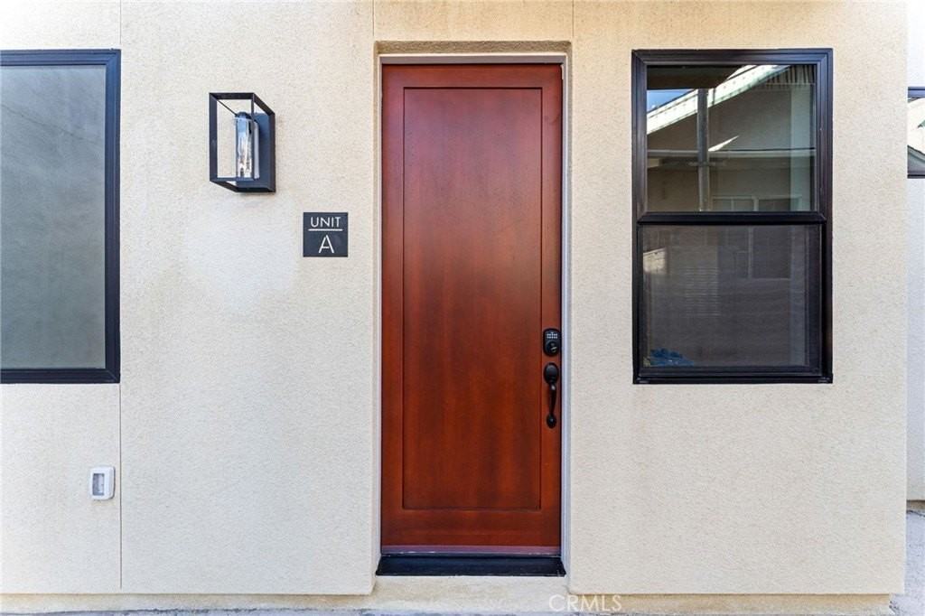 2430 E 7th St - Photo 6 of 45