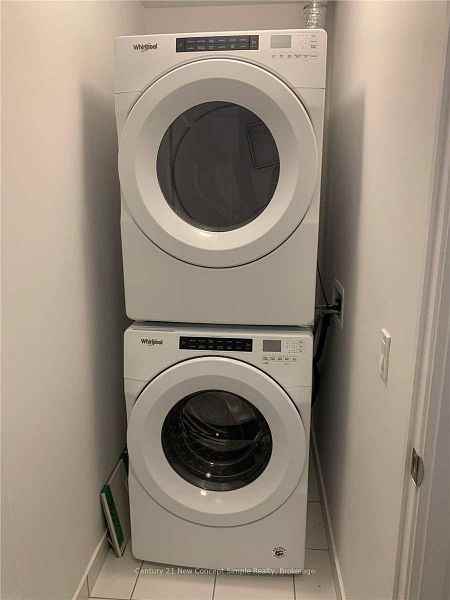 7895 Jane Street #1208 - Photo 3 of 8