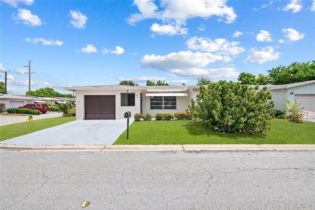 7005 Nw 11th St - Photo 3 of 31