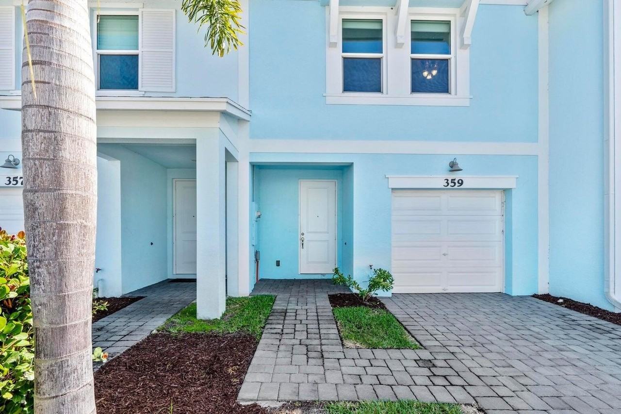 359 Se Angler Dr - Photo 3 of 34