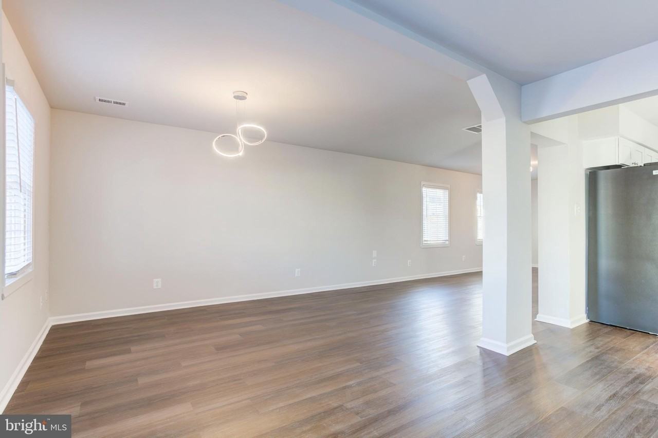 187 Scott Dr - Photo 6 of 31