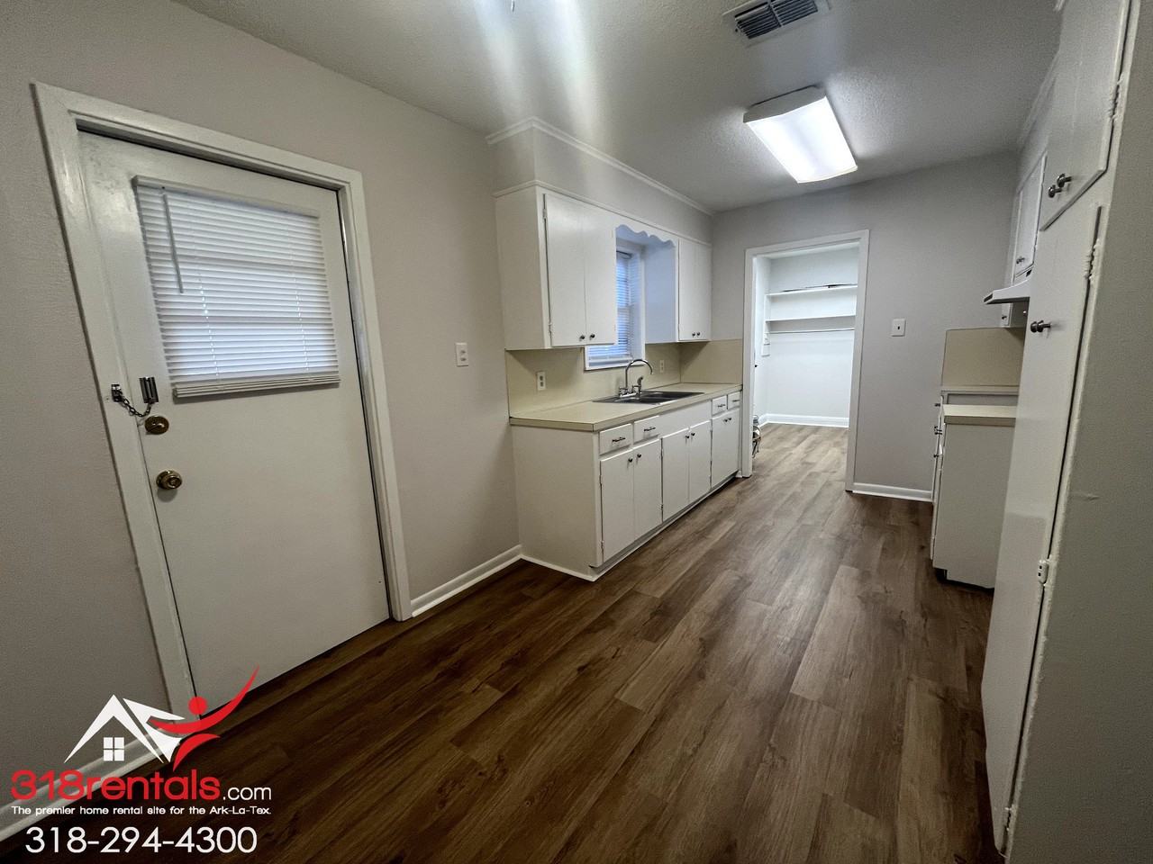 4811 Sheryl Street - Photo 3 of 14