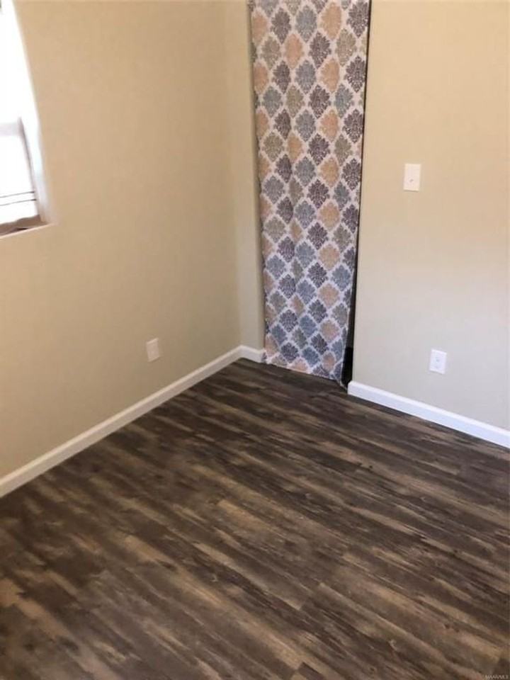 3009 Cabot St - Photo 3 of 6