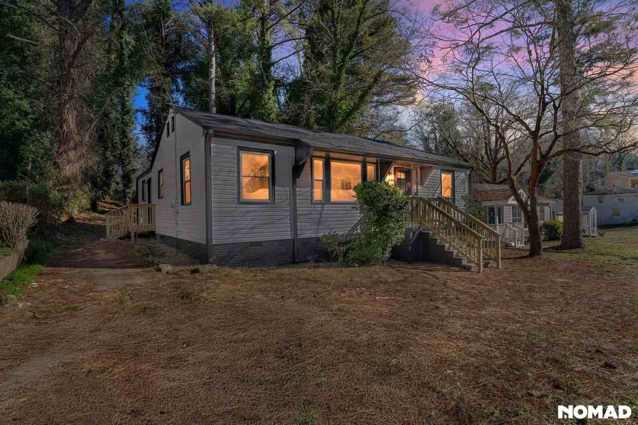 1262 Kenilworth Dr Sw - Photo 4 of 33