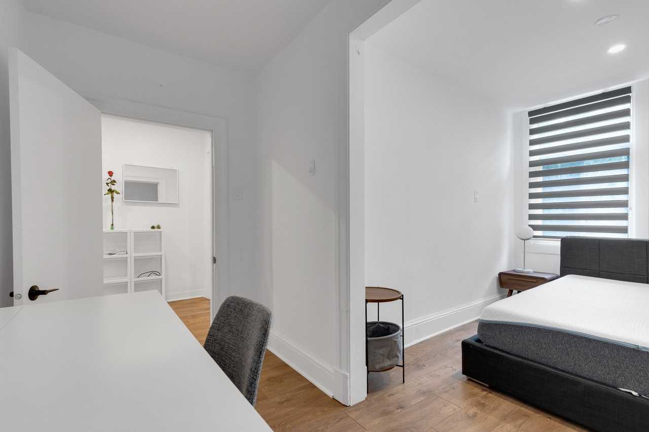 1607 Rue Beaudry - Photo 7 of 19