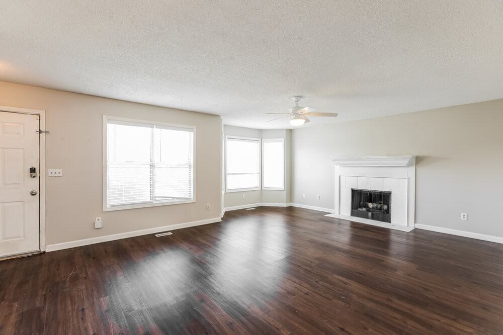 6763 Creek Valley Way - Photo 6 of 18