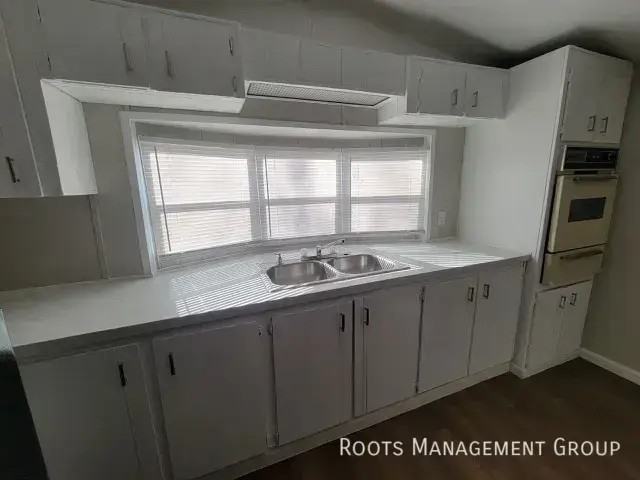 4720 Flanders Blvd #221 - Photo 7 of 16