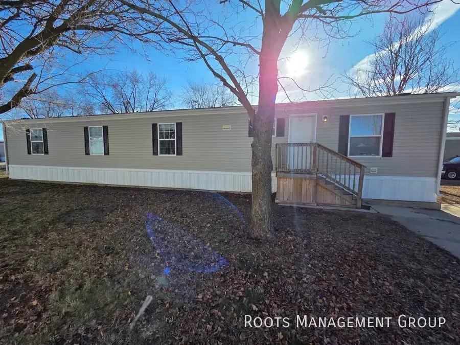 28 Vermillion Est #28 - Photo 2 of 11