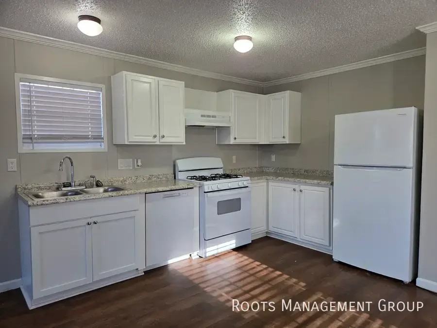 28 Vermillion Est #28 - Photo 5 of 11