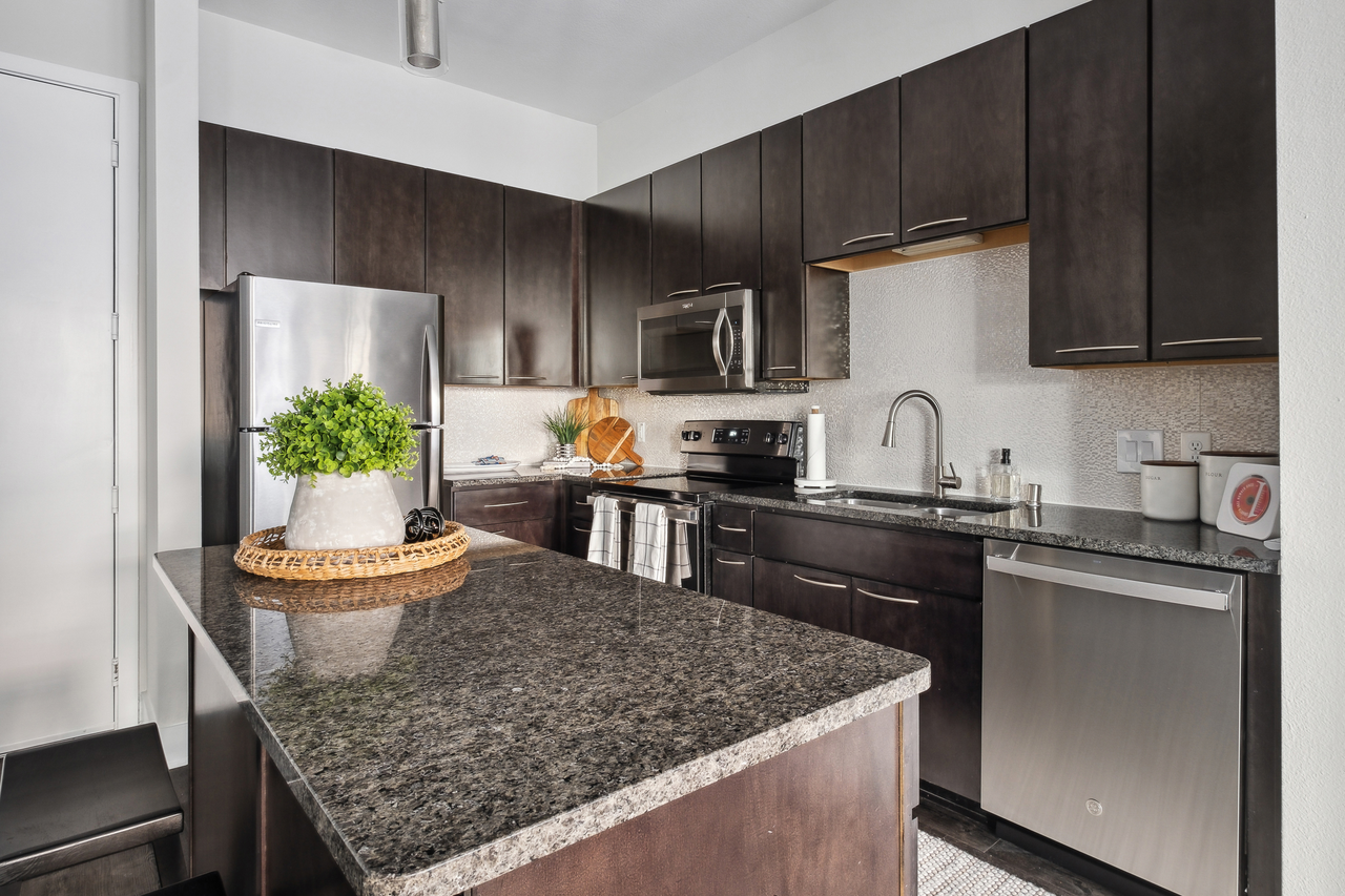 The Adelphi - Photo 3 of 50