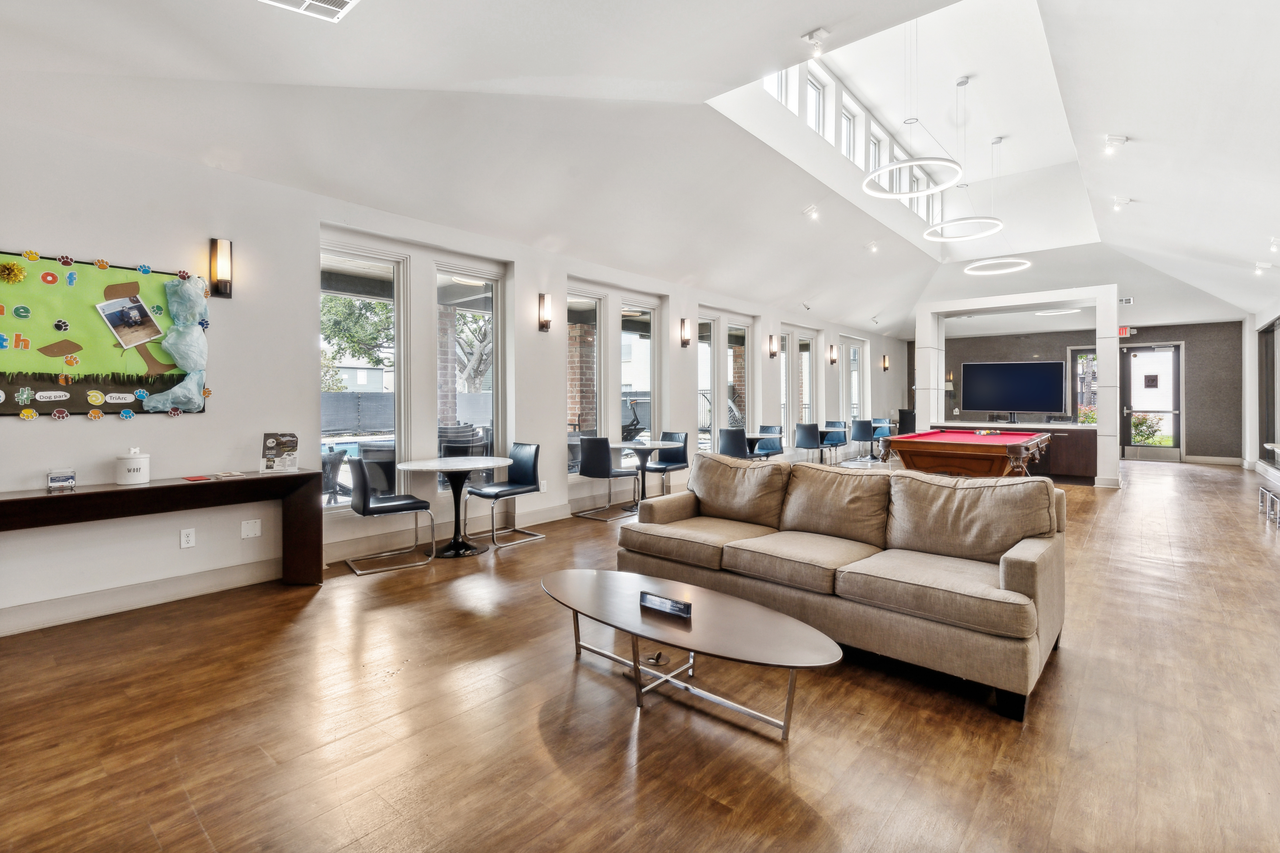 Vintage at 18th St. - Photo 5 of 50