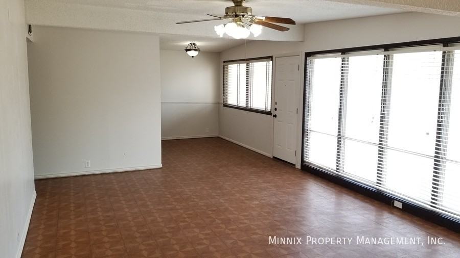 2510 64th St - Photo 5 of 33